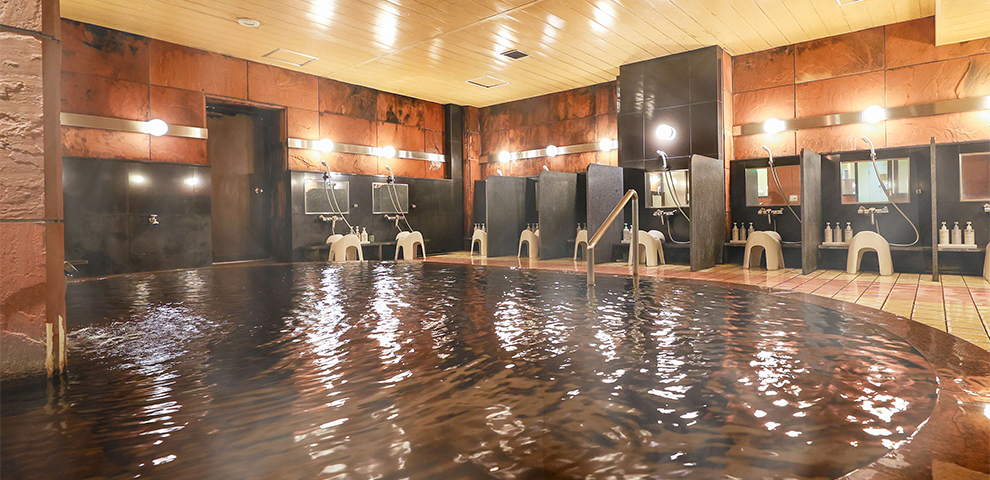 Free flowing 100% natural Moor hot spring from the source Offered only at Fukui Hotel near the station.